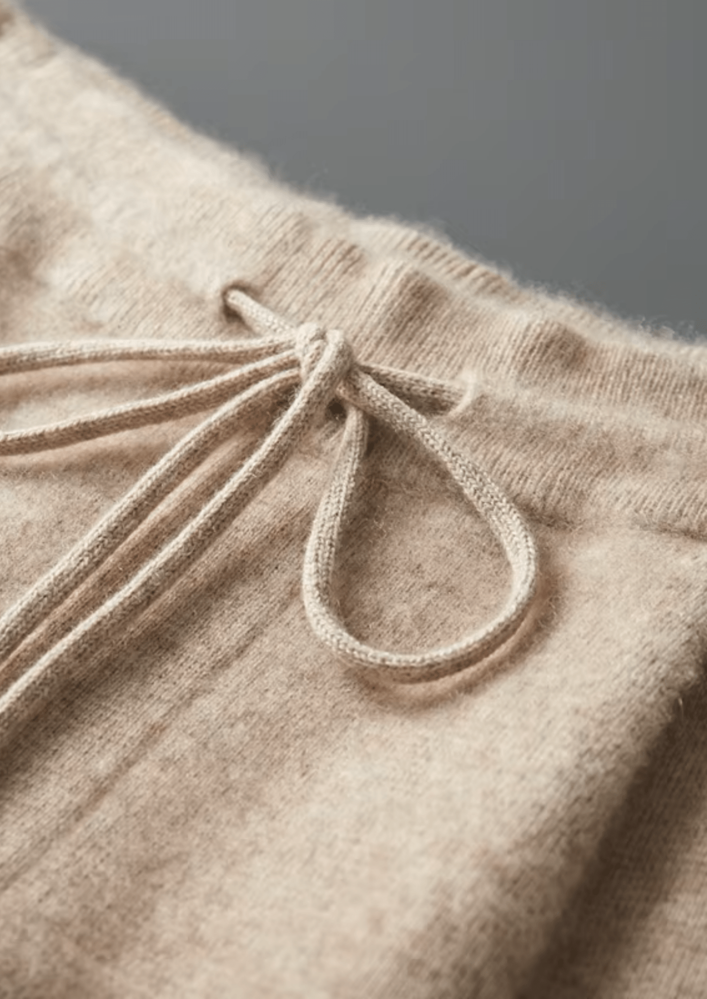 PREMIUM CASHMERE PLEATED TROUSERS - Derada