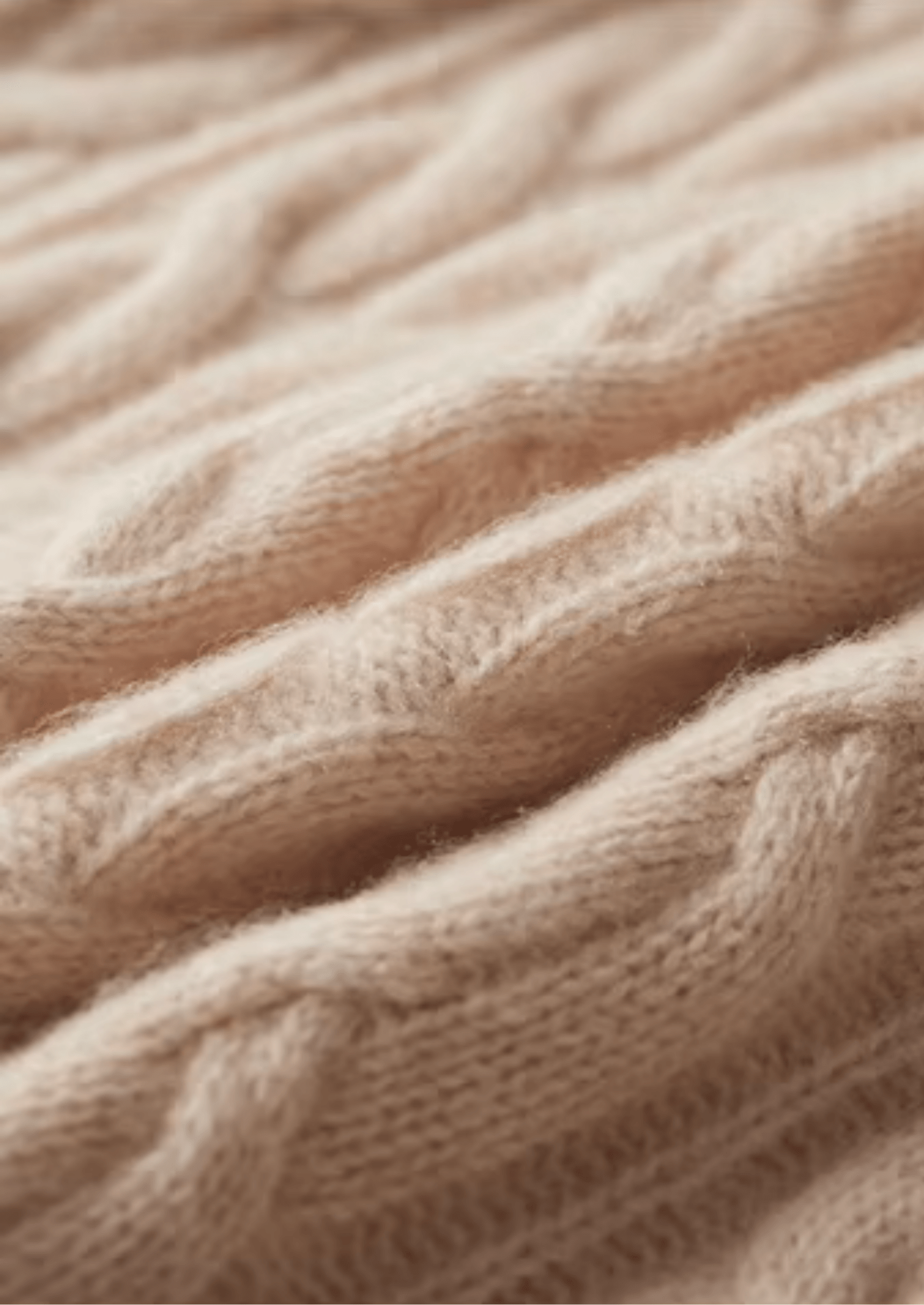 PURE EXTRA - FINE MERINO WOOL CABLE KNIT CREWNECK - Derada