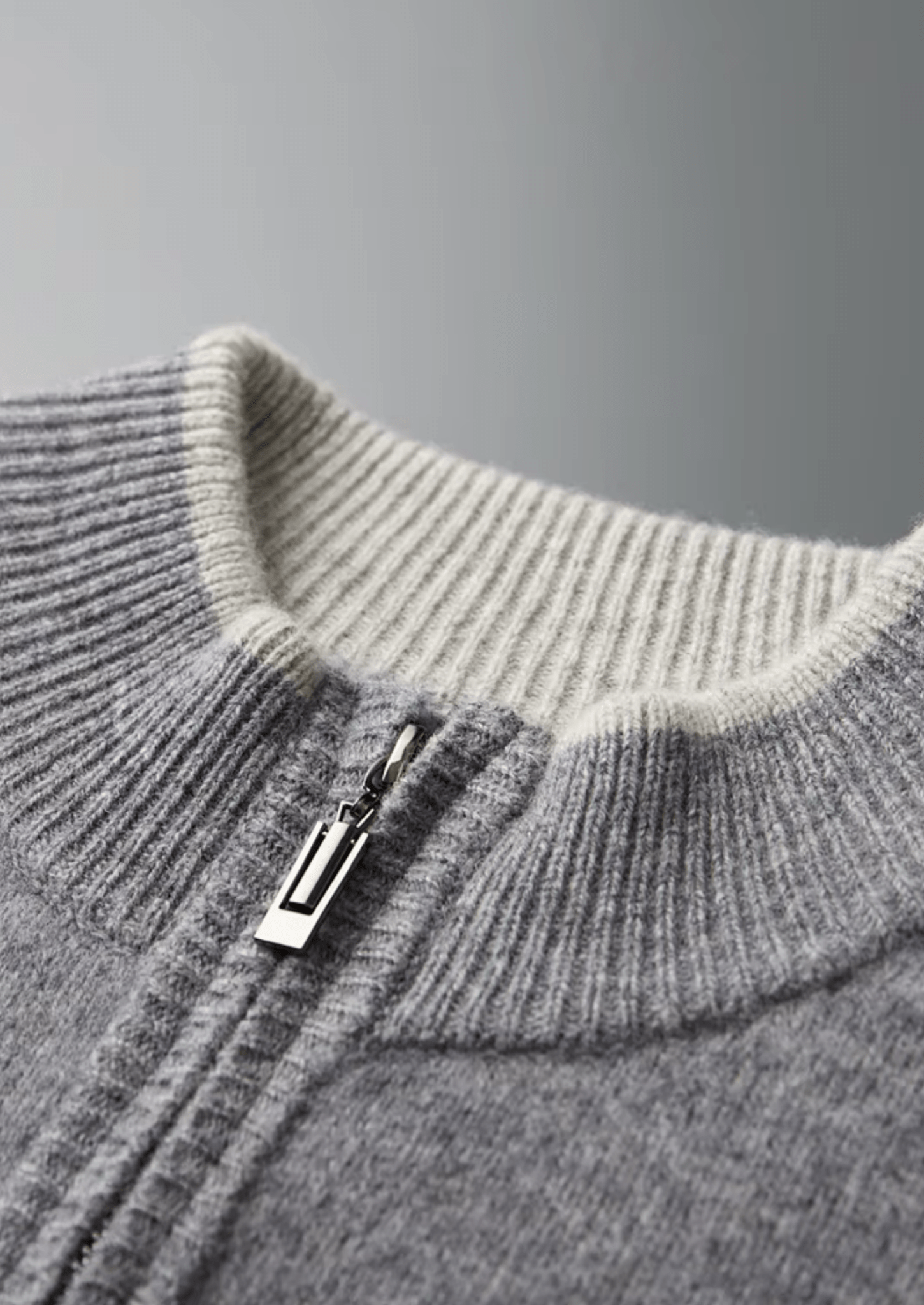 PURE EXTRA - FINE MERINO WOOL TWO - TONE ZIP CARDIGAN - Derada